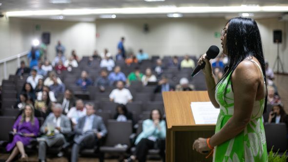 Prefeitura de Cuiab | Representantes da Secretaria de Habitao de Cuiab participam de seminrio sobre regularizao fundiria