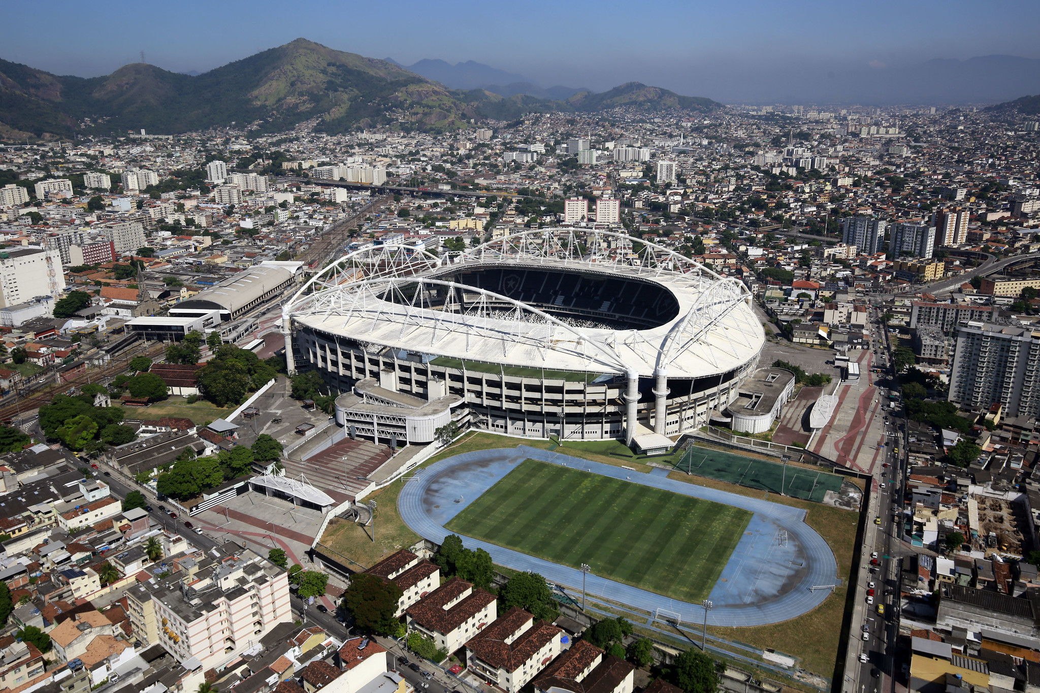 Entorno do Estádio Nilton Santos terá interdições para clássico entre Botafogo e Flamengo - Prefeitura da Cidade do Rio de Janeiro