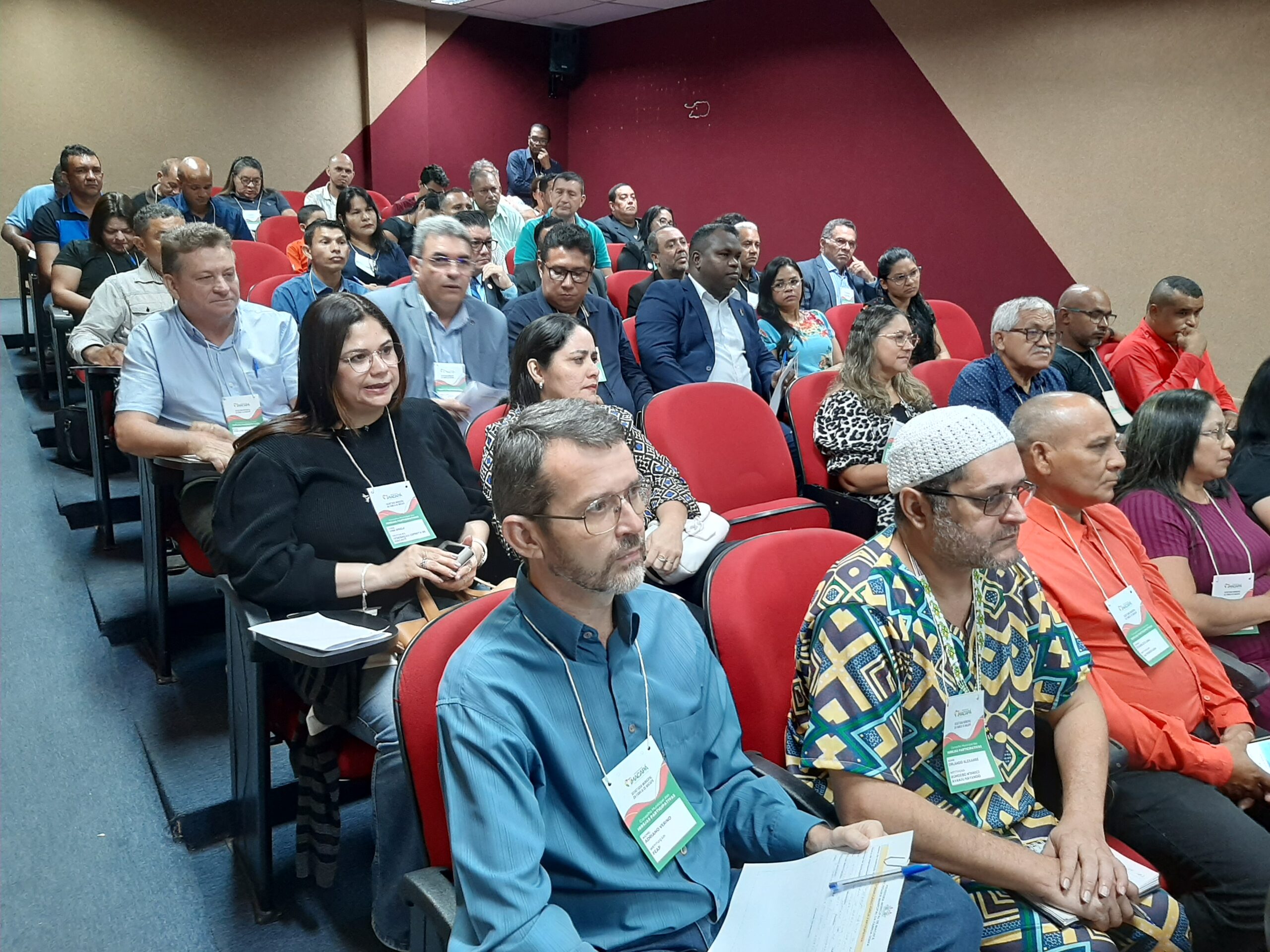 Prefeitura de Macapá dialoga com líderes religiosos sobre a criação do Conselho Municipal das Igrejas Participativas