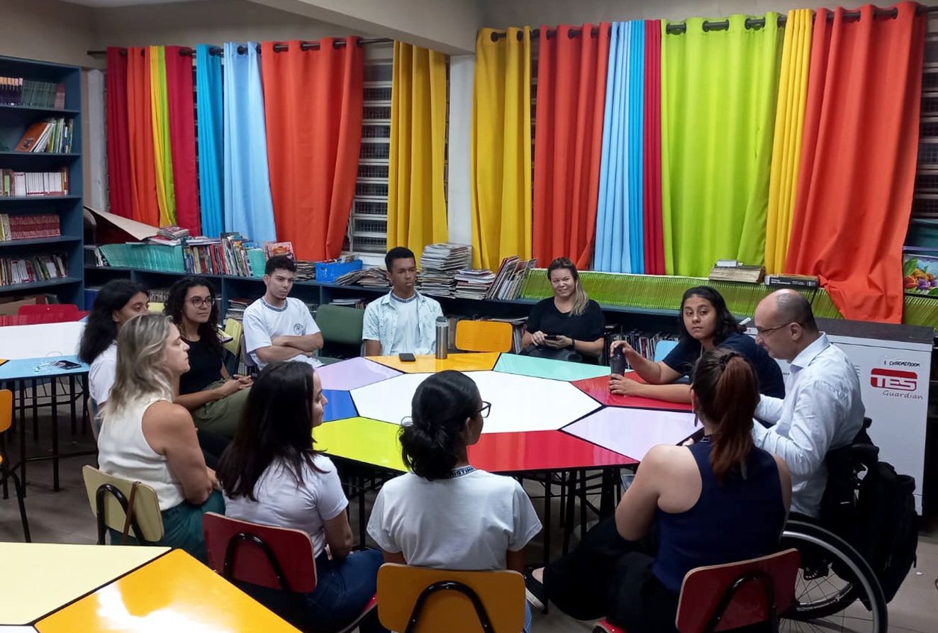 Proteção das mulheres entra em pauta no projeto ‘Escola Cidadã’, da Casa Civil