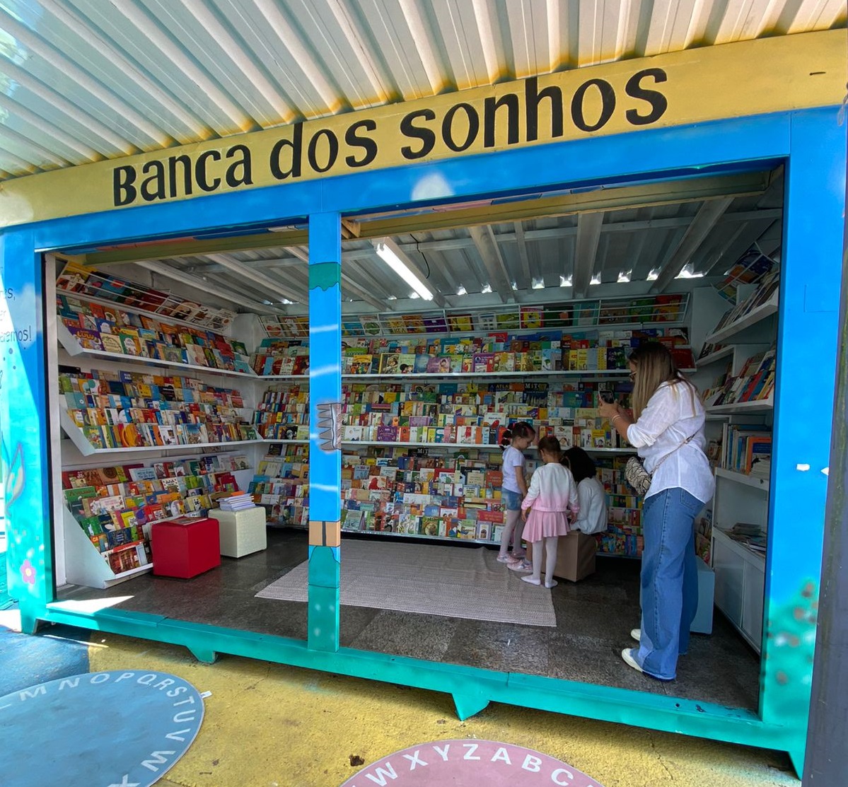 EMEB Anna Rita Alves Ludke, na Vila Alvorada, inaugura novo espaço de leitura