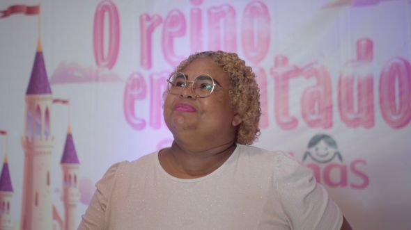Prefeitura de Cuiab | Especial Espetculo do Siminina: Me revela sonho de conhecer o teatro pela primeira vez