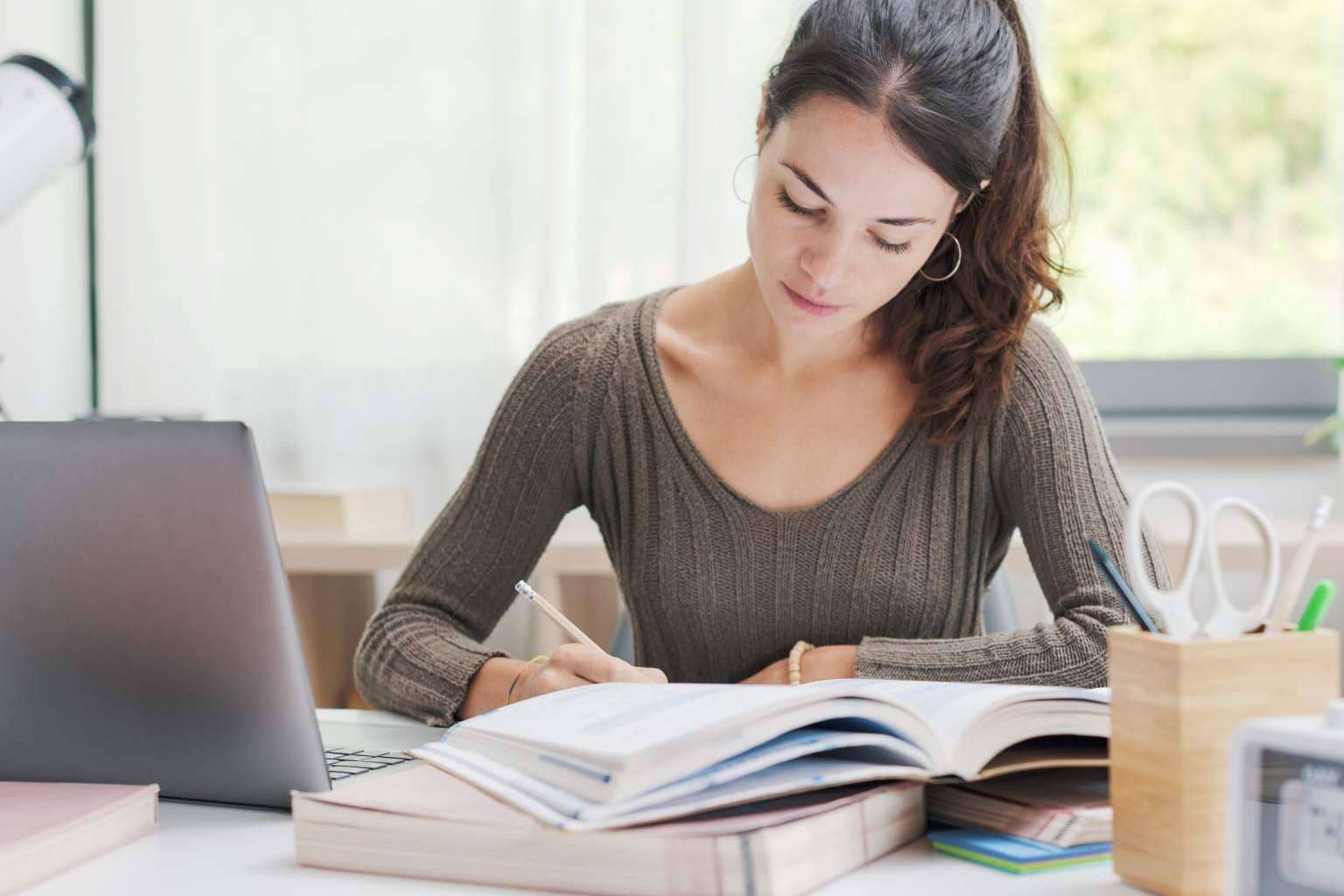 El Instituto de Estudios y Empleo ofrece cursos adaptados a los certificados de profesionalidad