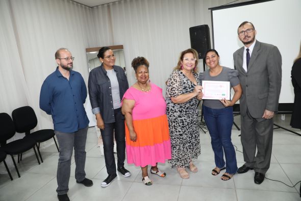 Prefeitura de Cuiab | Secretaria da Mulher certifica 150 novas profissionais para atuao no ramo de hotelaria