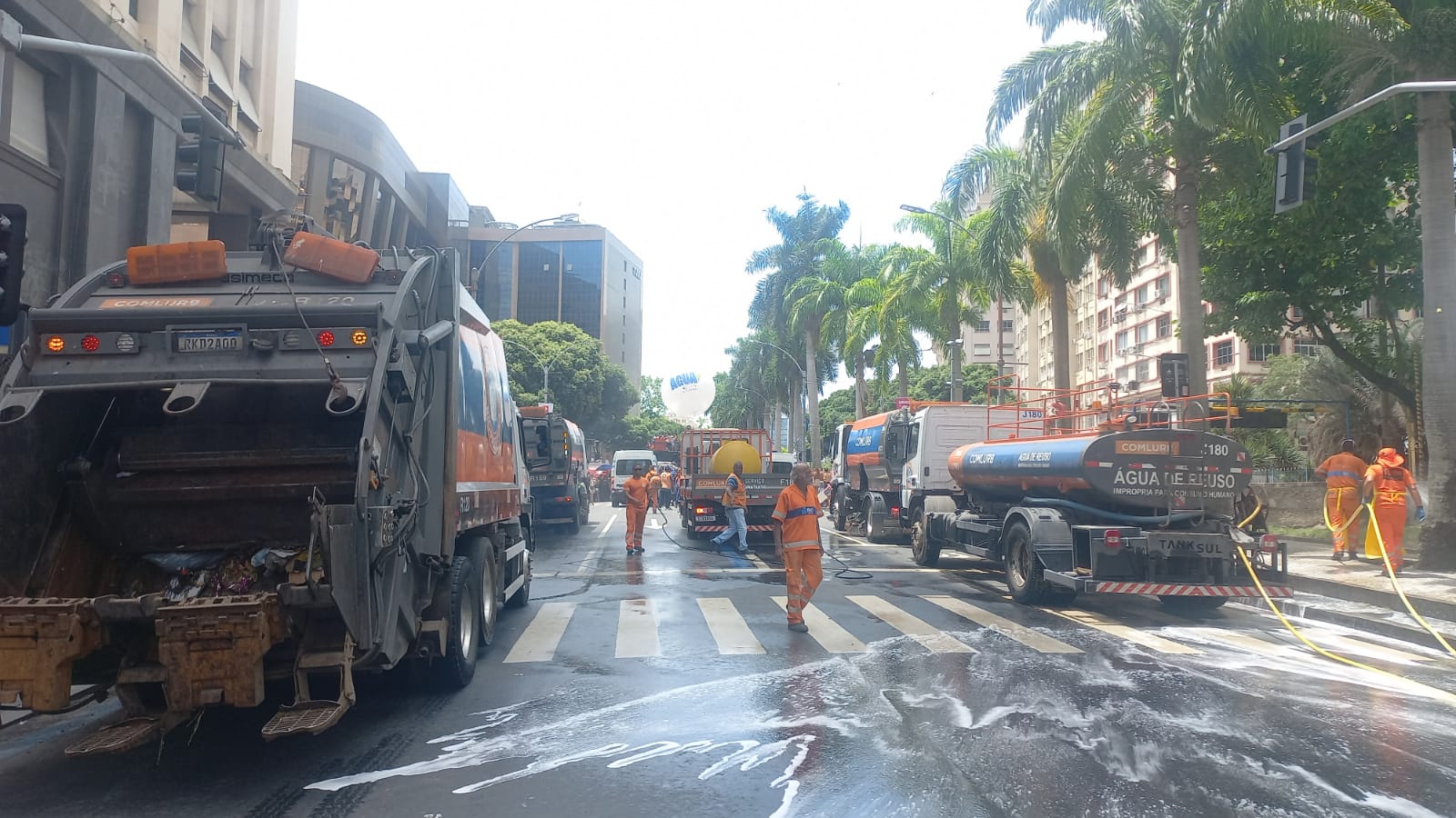 Carnaval 2024: Comlurb prepara megaoperação de limpeza para os blocos de rua no fim de semana - Prefeitura da Cidade do Rio de Janeiro