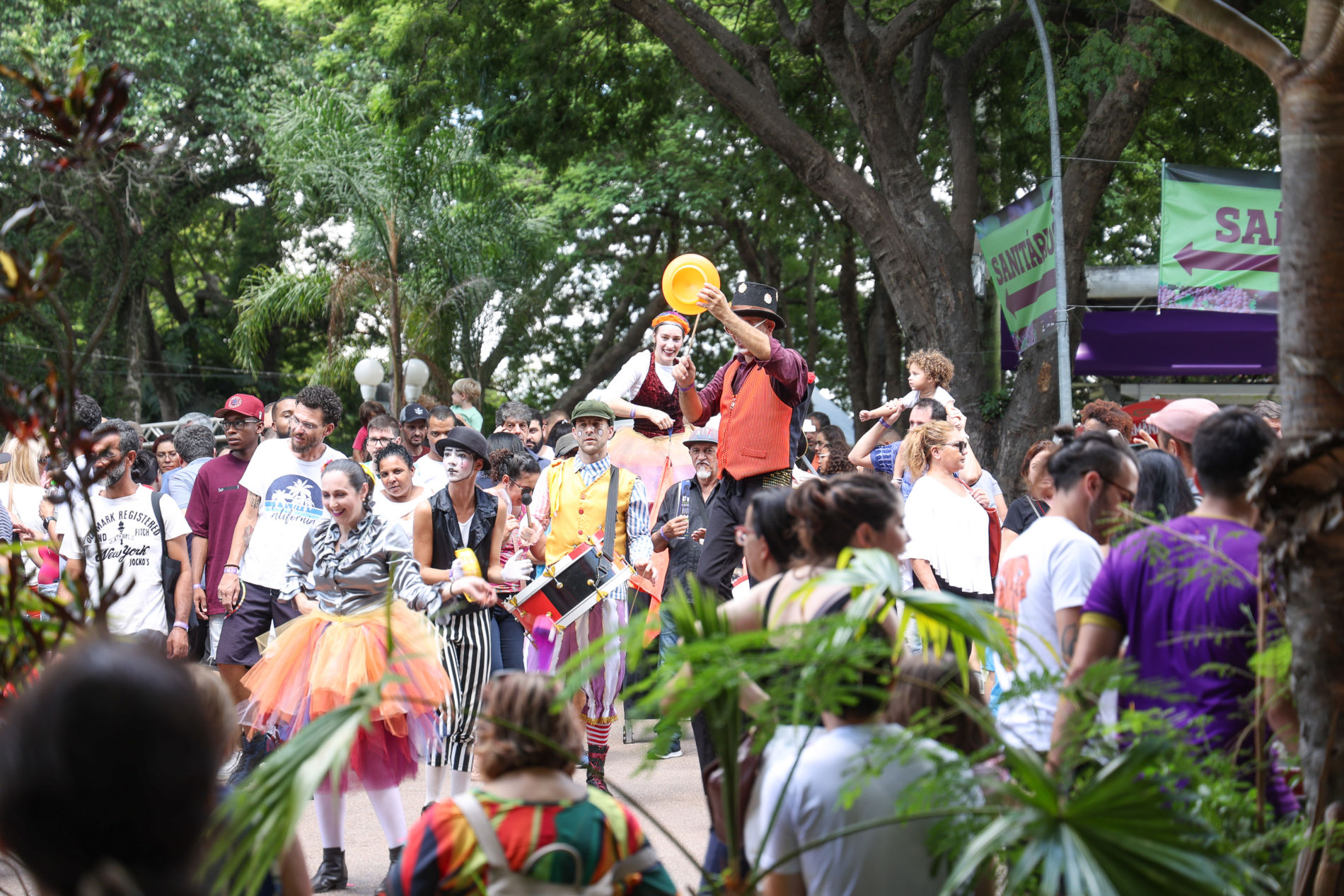 Diversão, tradição e solidariedade marcam o segundo domingo da 39ª Festa da Uva e 10ª Expo Vinhos 
