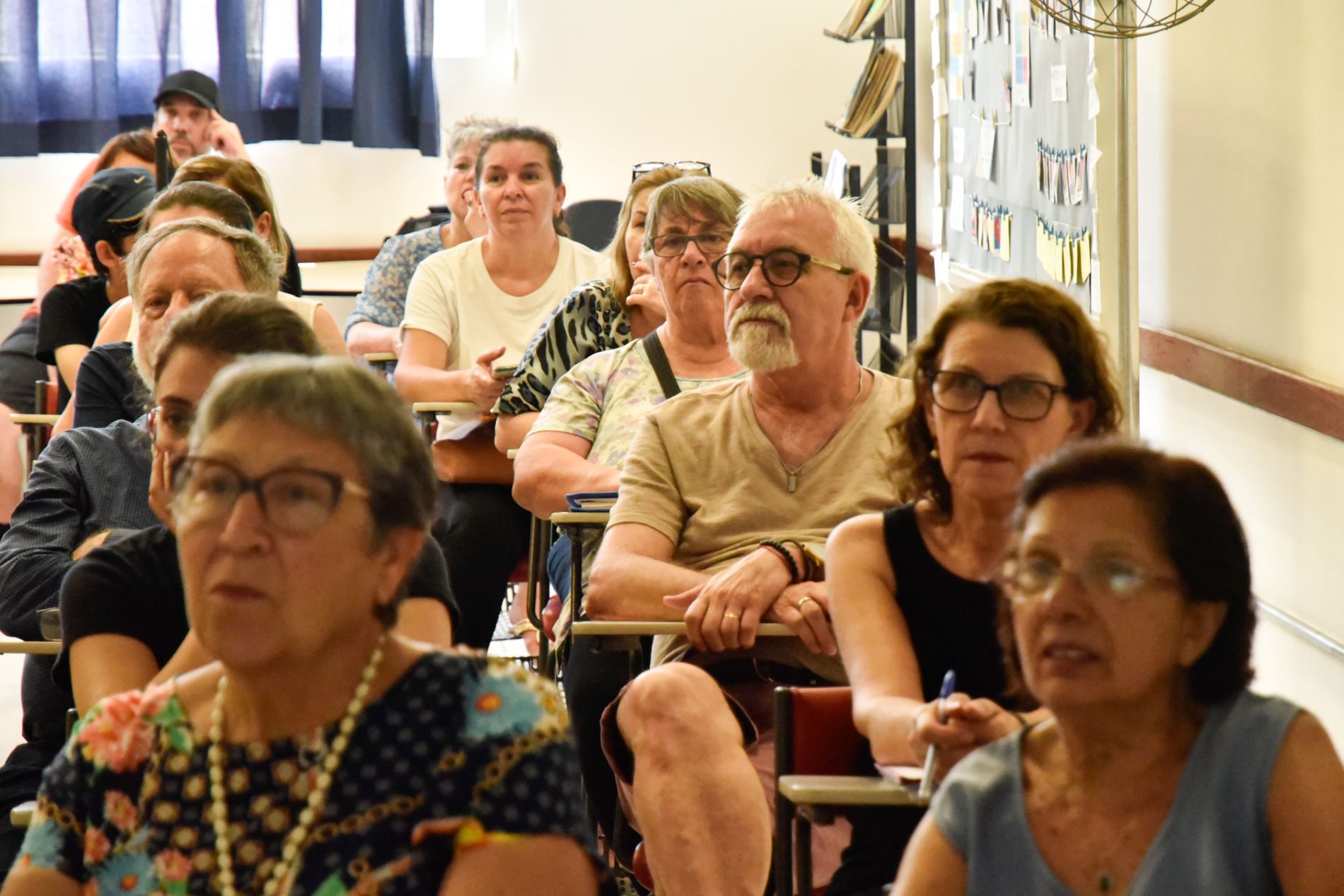 Interessados têm mais uma semana para se inscrever nos cursos do Centro de Línguas