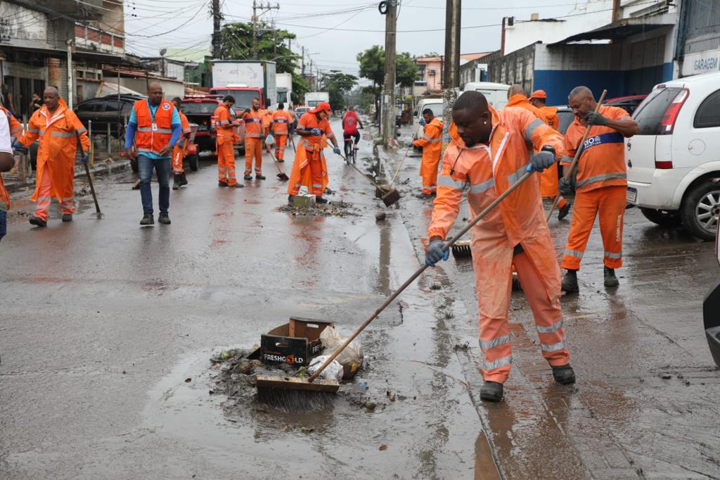 Prefeitura amplia pontos de apoio para a população atingida pelas chuvas e retorna ao Estágio Operacional 3 na noite deste domingo - Prefeitura da Cidade do Rio de Janeiro