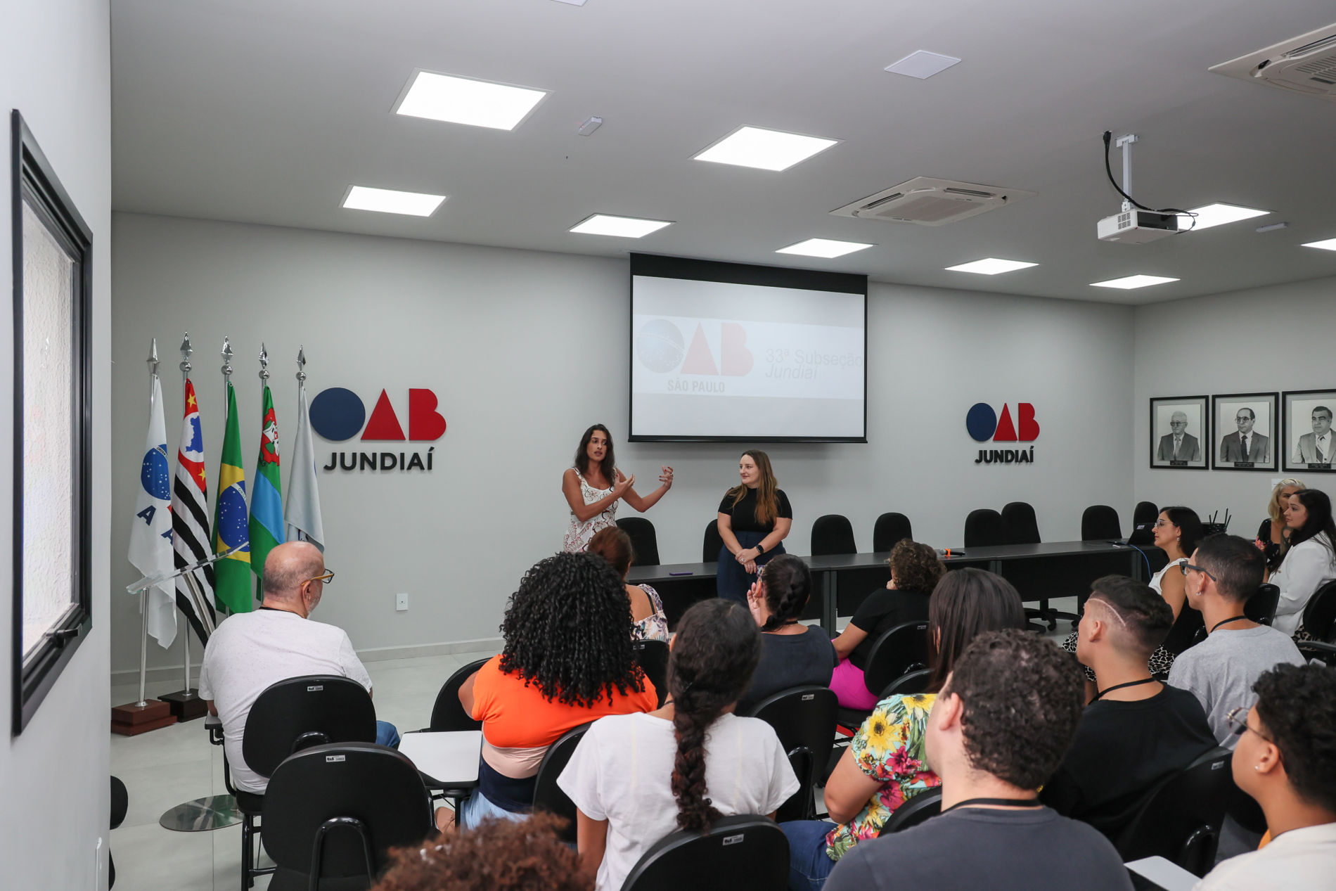 Comissão da OAB promove treinamento para equipe do Cadastro Único