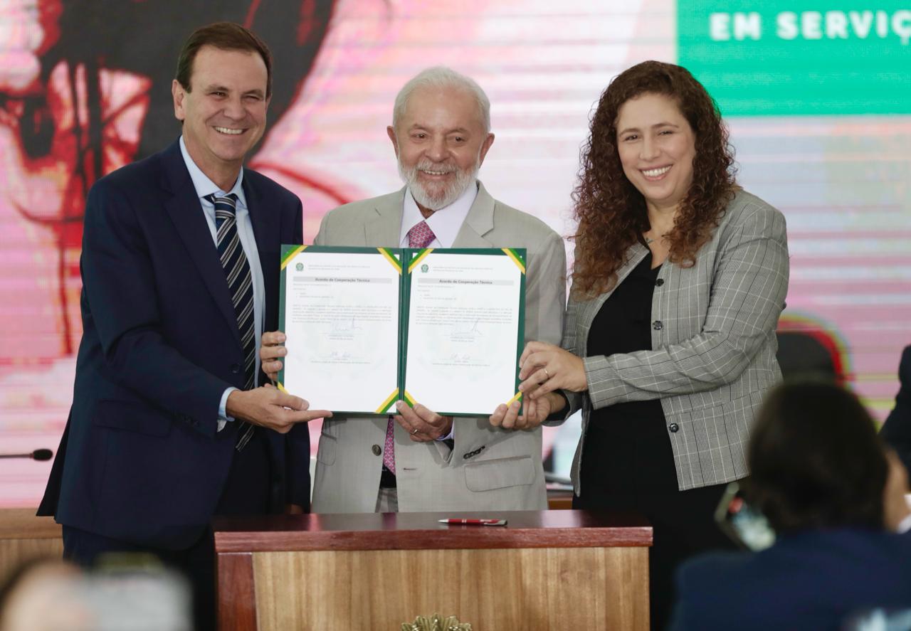 Governo Federal assina acordo com a Prefeitura do Rio para a revitalização do histórico imóvel da Estação da Leopoldina - Prefeitura da Cidade do Rio de Janeiro