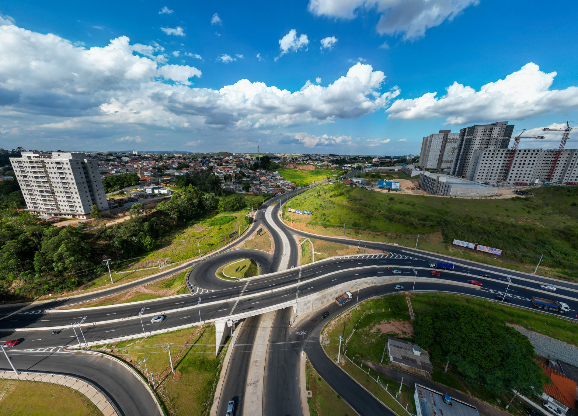 Obras de mobilidade reduzem tempo no trânsito e agradam motoristas