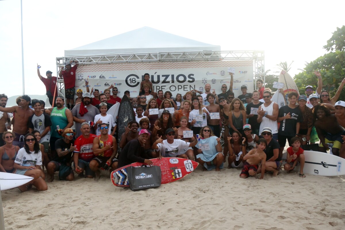 1ª Etapa do Campeonato Buziano de Surf é sucesso