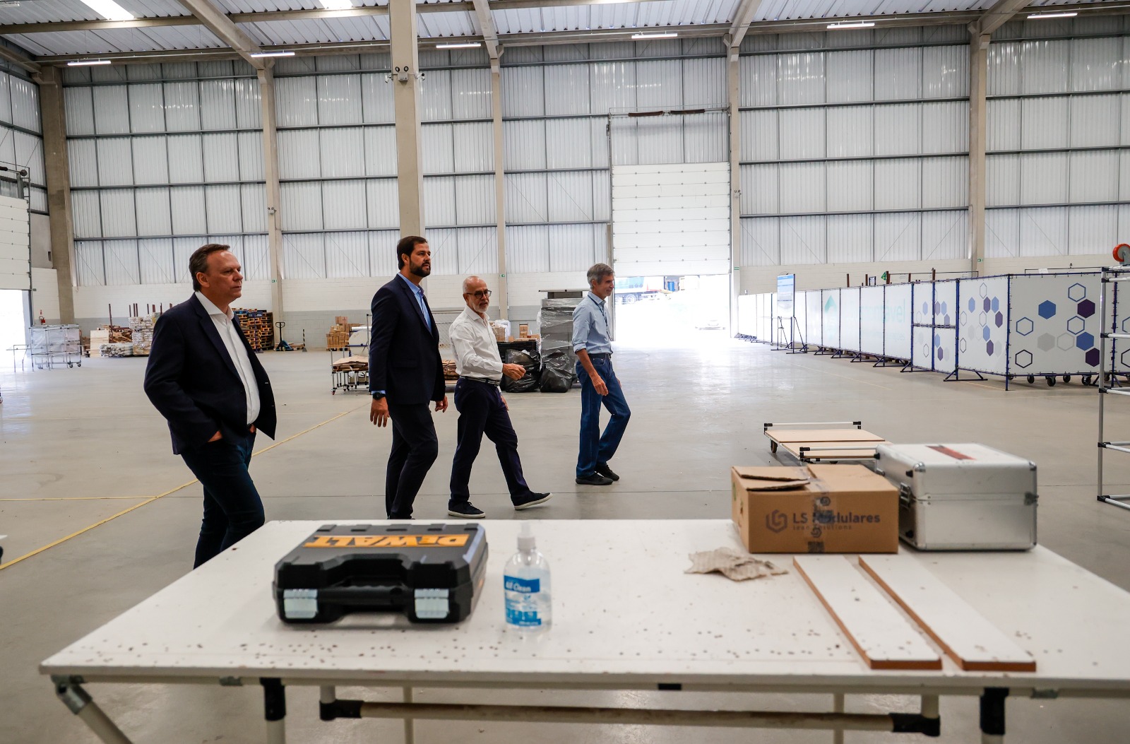 Desenvolvimento sustentável e qualidade de vida são pilares na visita do prefeito à LS Modulares